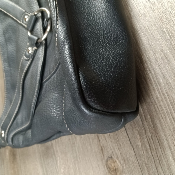 A.N.A./A New Approach   Leather   Shoulder Bag - Picture 7 of 13